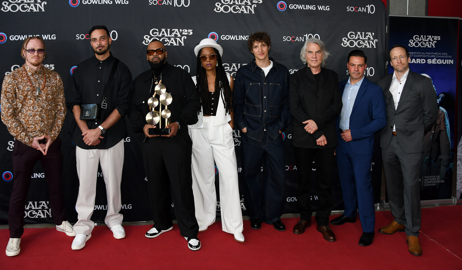 Muzion Gala Socan Tapis rouge 62